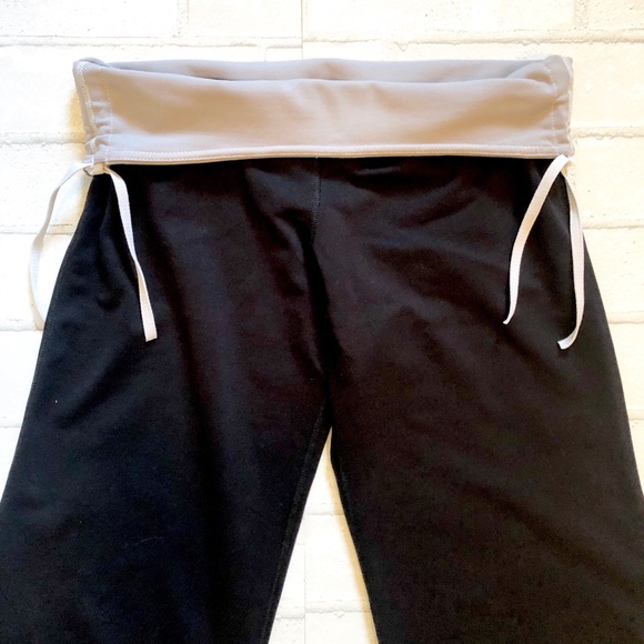 Lululemon cropped leggings - Picture 3 of 8